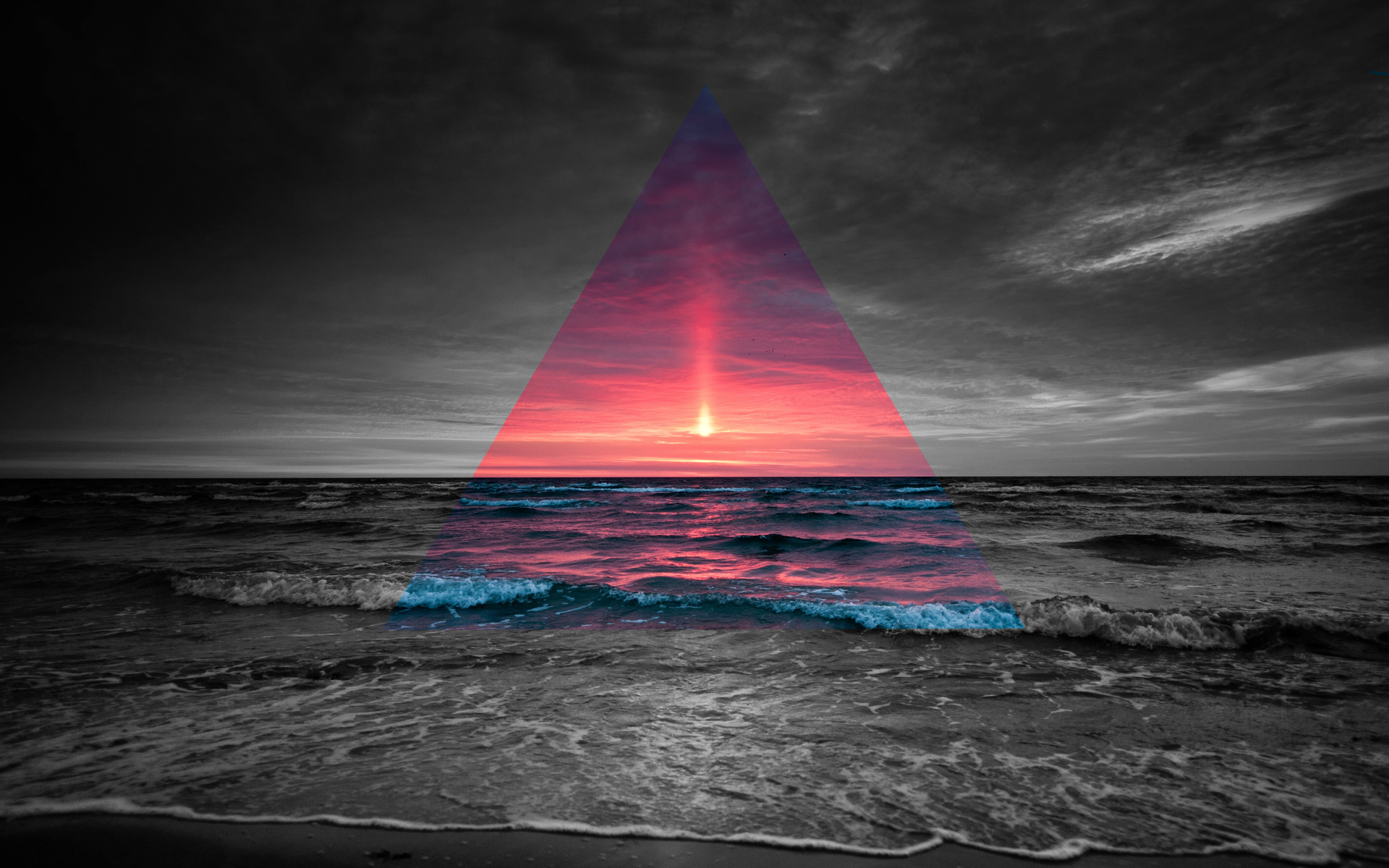 Beach Selective Coloring Triangle Digital Art Sea Wallpaper:1920x1200