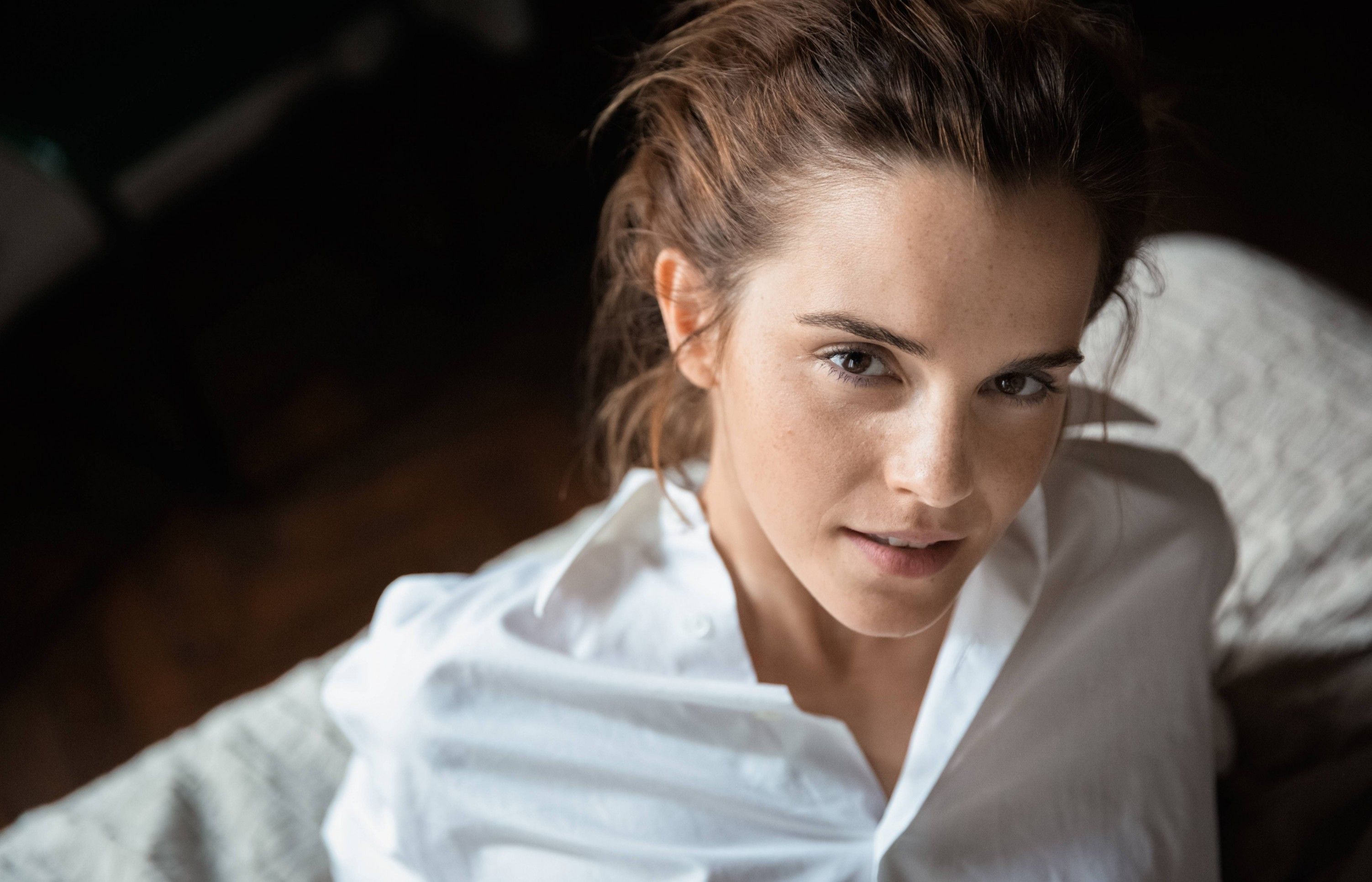 Download 3005x1932 Emma Watson, Actress, White Shirt, Celebrity Wallpaper