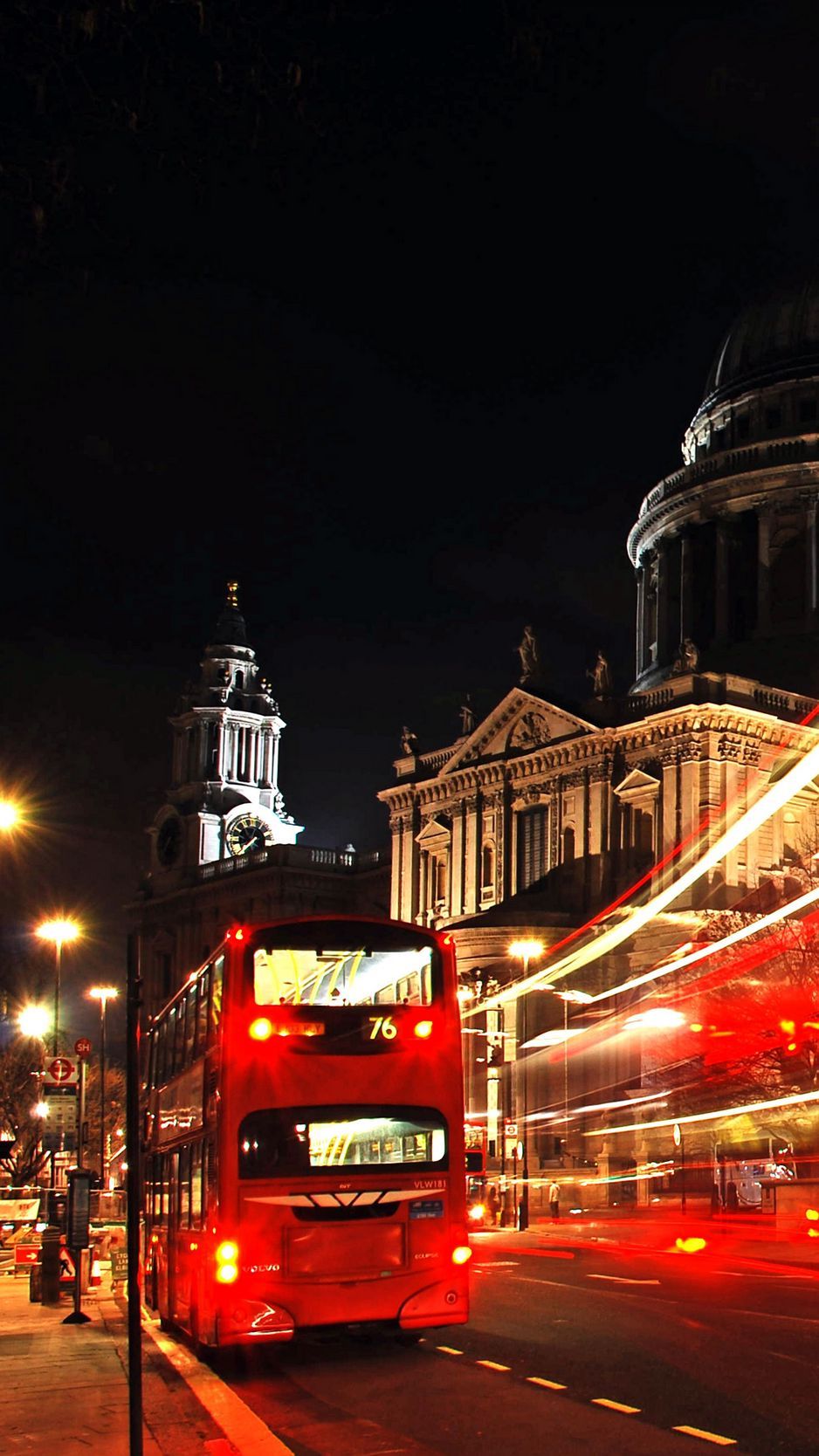 Download Wallpaper 938x1668 London, City, Bus, Night Iphone 8 7 6s 6 For Parallax HD Background