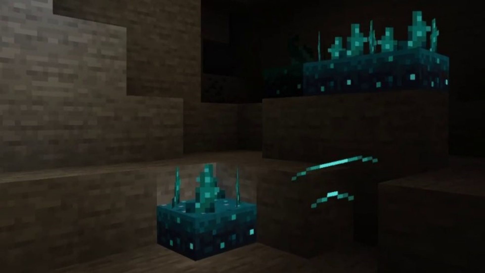 Minecraft's new snapshot features spooky sculk sensors and a new biome