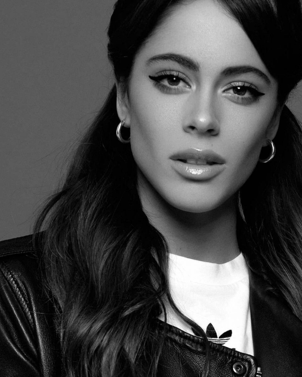 Martina Stoessel wallpaper