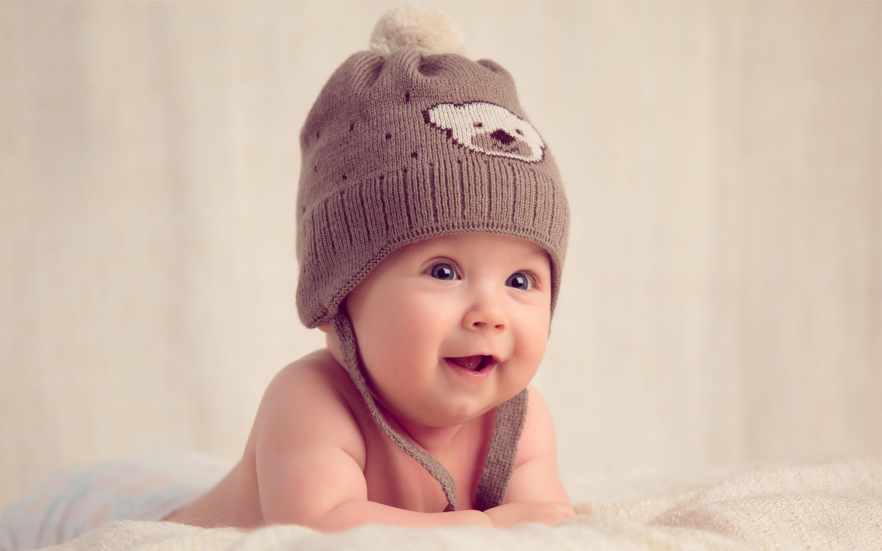 Smiling Baby 1366x768 Resolution HD 4k Wallpaper, Image, Background, Photo and Picture