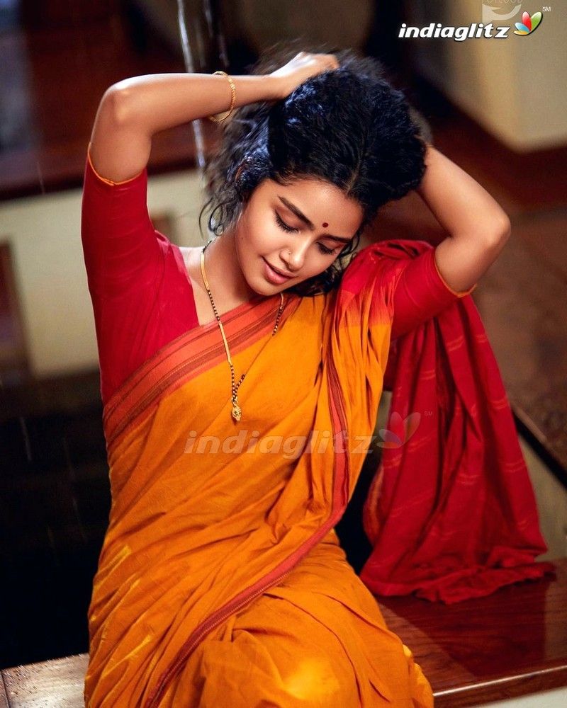 Anupama Parameshwaran Photo Actress photo, image, gallery, stills and clips