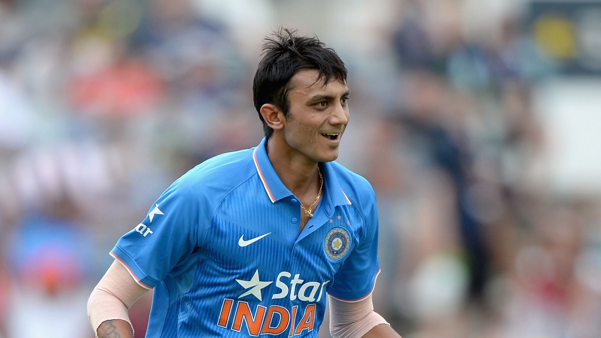 India All Rounder Axar Patel To Join Durham
