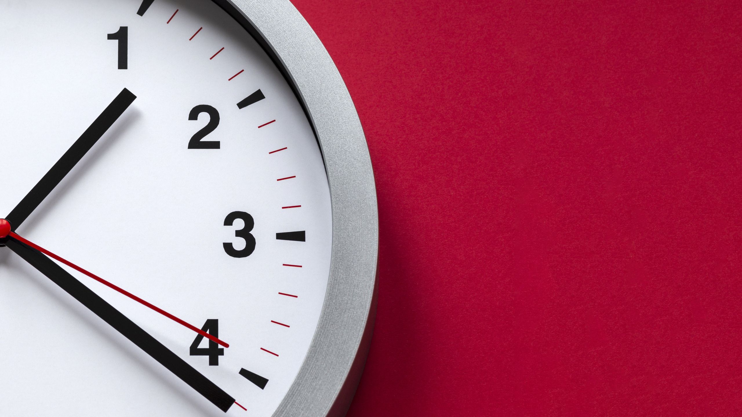 US senators reintroduce bill to make daylight saving time permanent. KRQE News 13