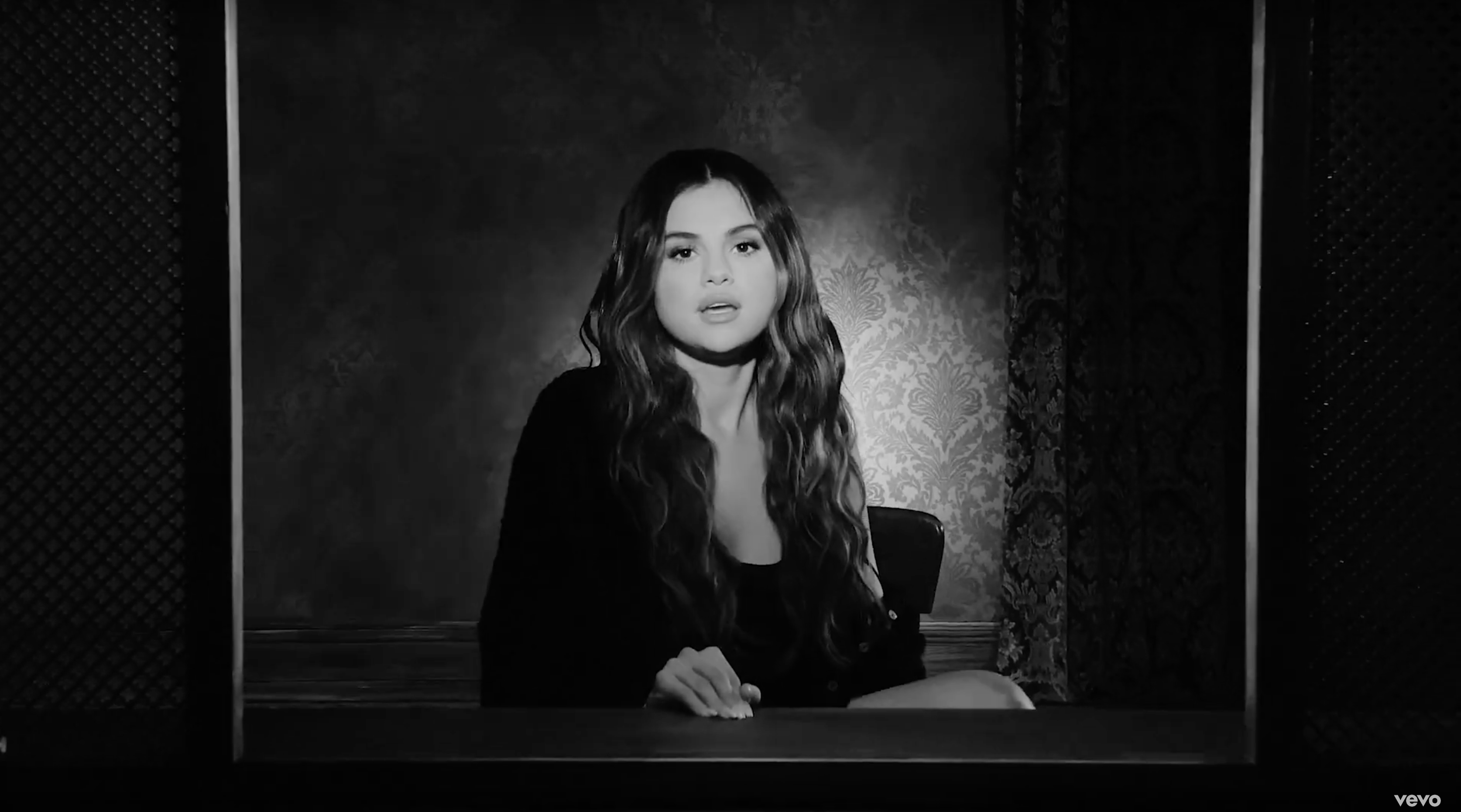 What Selena Gomez's 'Lose You to Love Me' Lyrics Mean Bieber References Explained