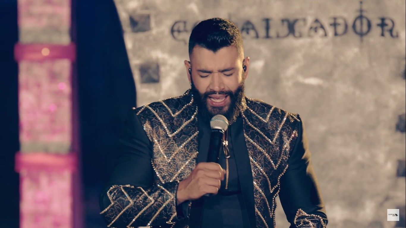 Gusttavo Lima lança a faixa Vingadora