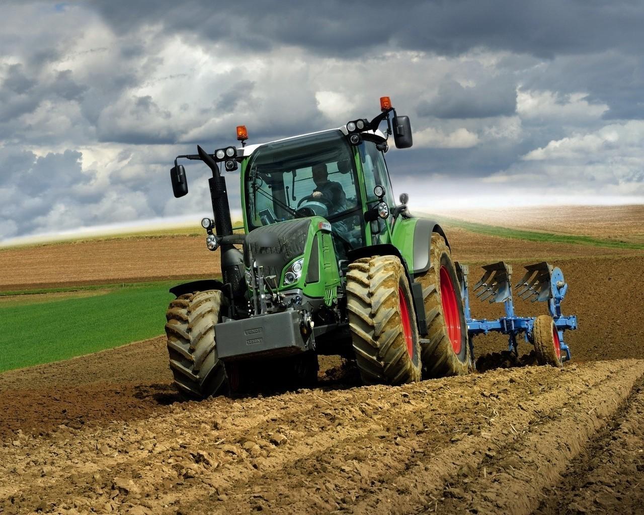 New Wallpaper Agco Tractor for Android