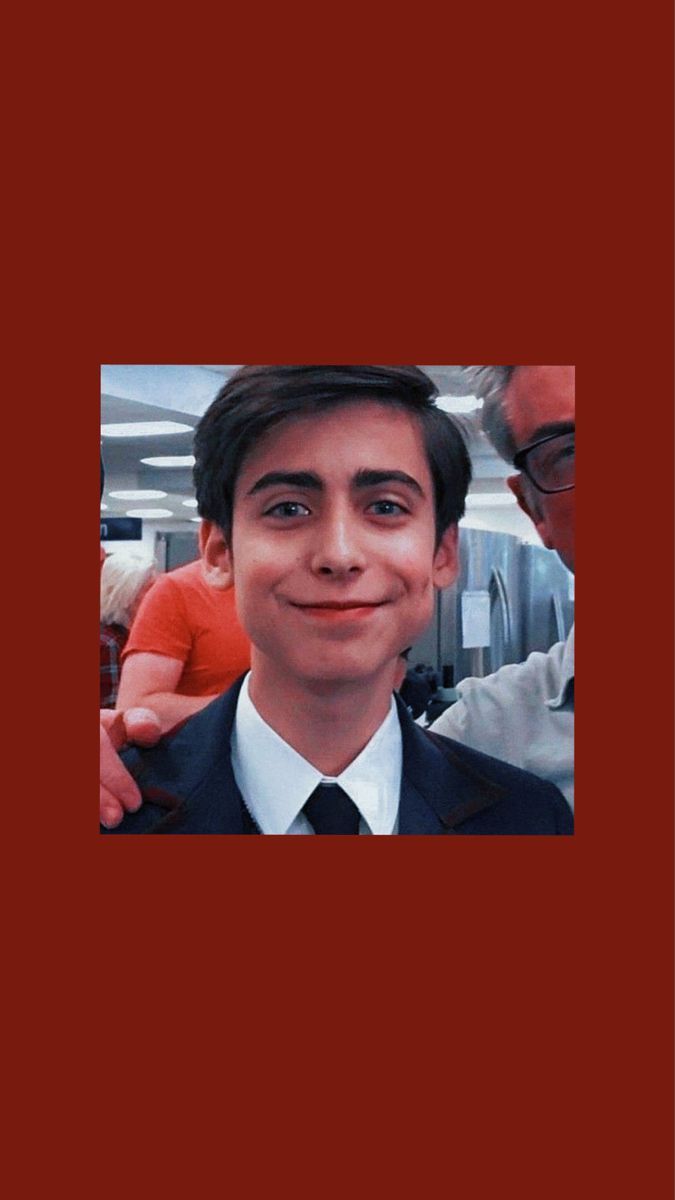 Aidan Gallagher pfp aesthetic