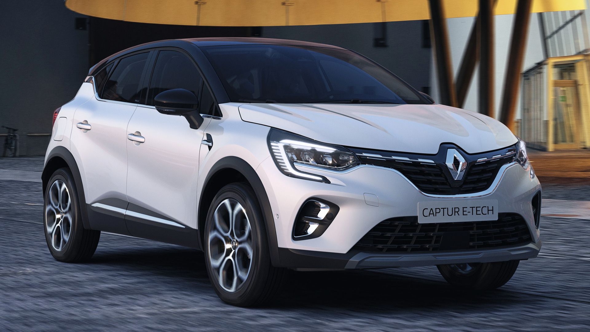 Renault Captur E Tech And HD Image