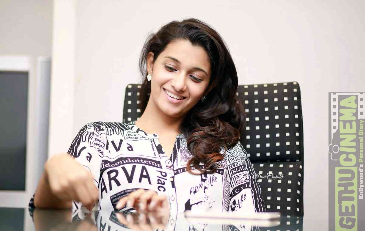 Meyaadha Maan Actress Priya Bhavani Shankar Photohoot Gallery Cinema. Actress priya, Priya bhavani shankar, Actresses