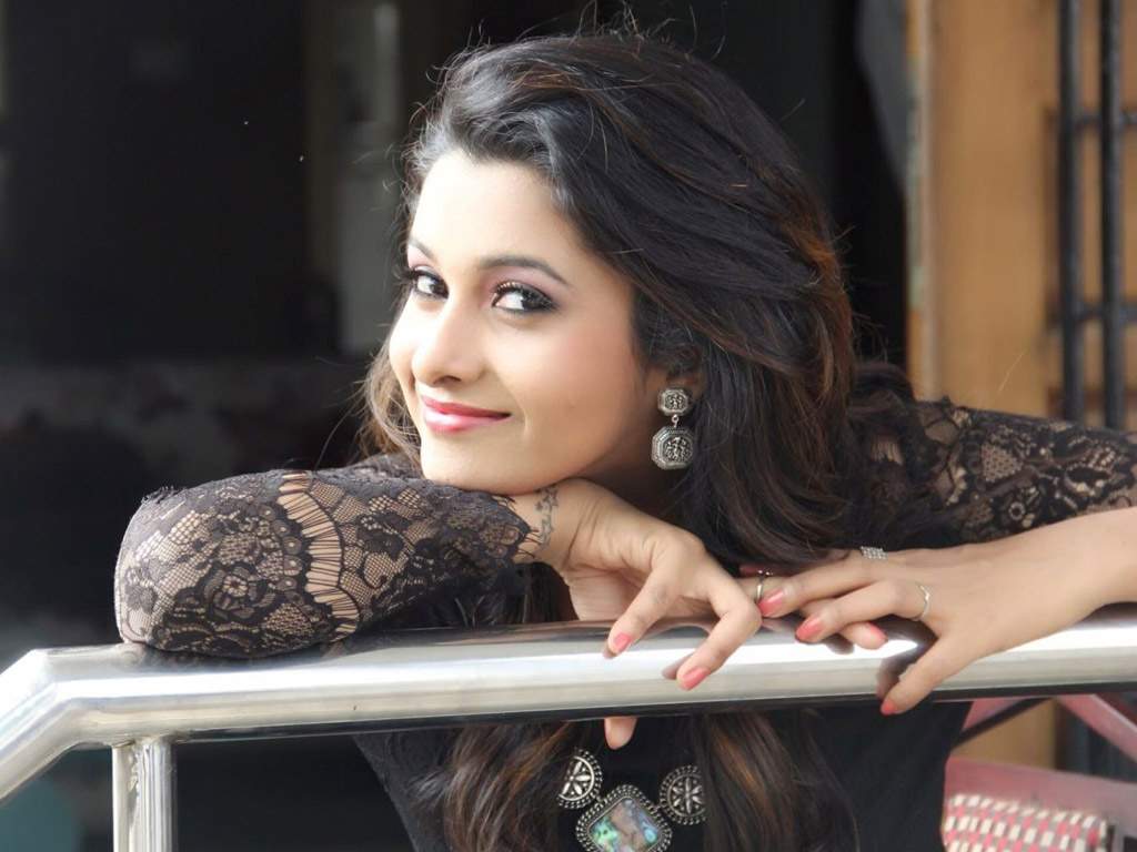 I'm not heroine material: Priya Bhavani Shankar- Cinema express