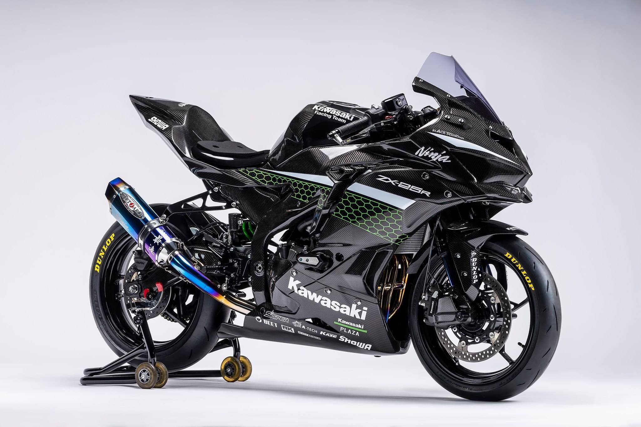 Kawasaki Ninja ZX 25R Race Spec Bike Unveiled