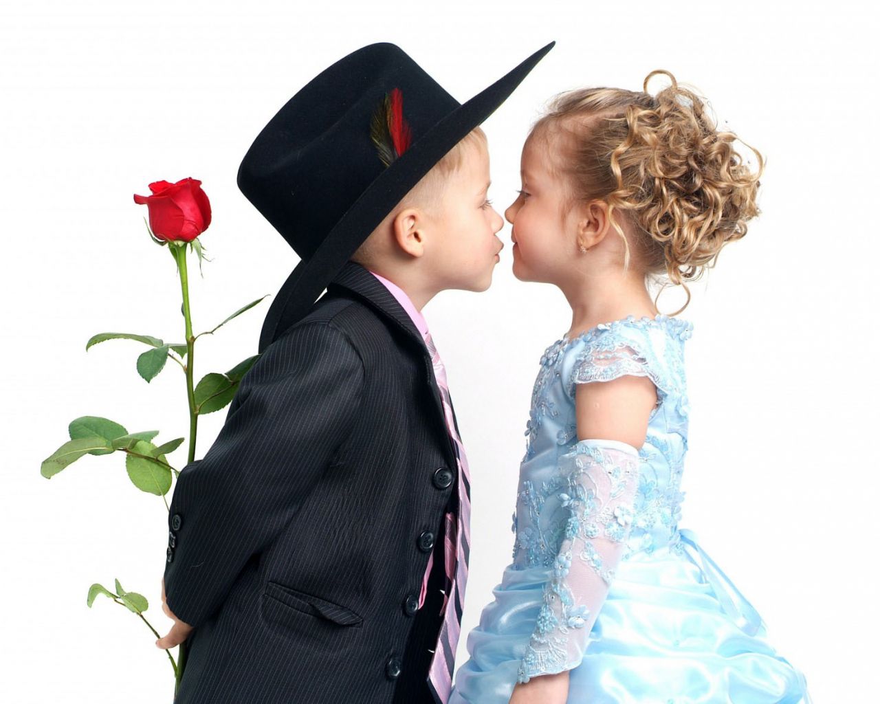 Free download Baby Couple Hug Cute Wallpaper Daily Background in HD [1600x1173] for your Desktop, Mobile & Tablet. Explore Couple Kissing Wallpaper. Kissing Wallpaper, Kissing Wallpaper Hd, Love Kissing Wallpaper