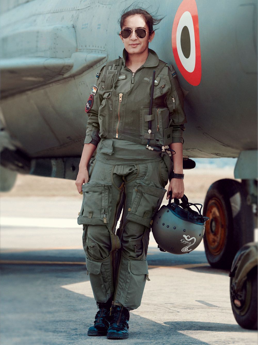 Meet the first women fighter jet pilots of the Indian Air Force India. Air force women, Female pilot, Female fighter