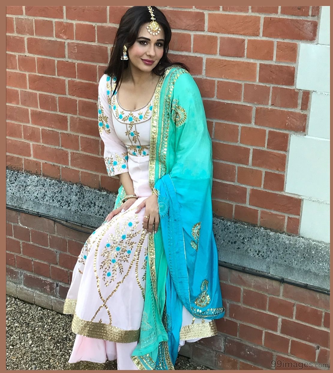 Mandy Takhar Wallpapers - Wallpaper Cave