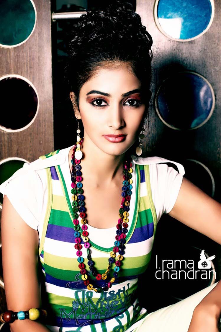Pooja Hegde Image