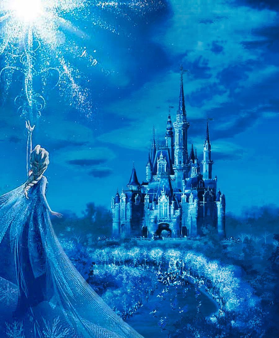 Frozen Photo: Frozen at Disneyland. Frozen disney movie, Frozen disneyland, Disney frozen elsa