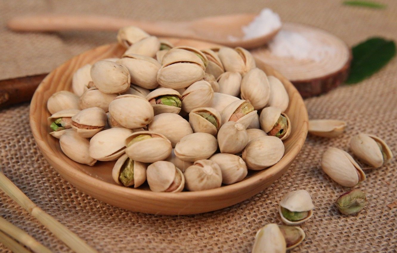 Wallpaper Nuts, Dish, Tablecloth, Pistachio image for desktop, section еда