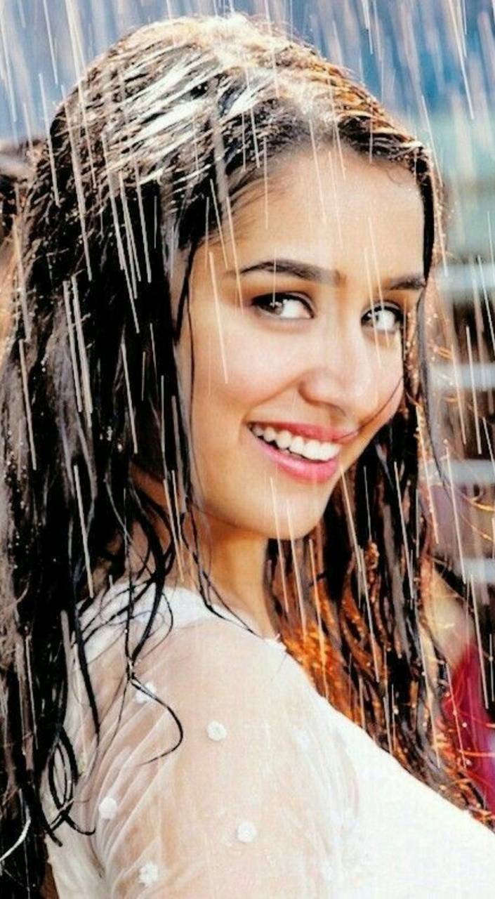 Shraddha Kapoor wallpaper