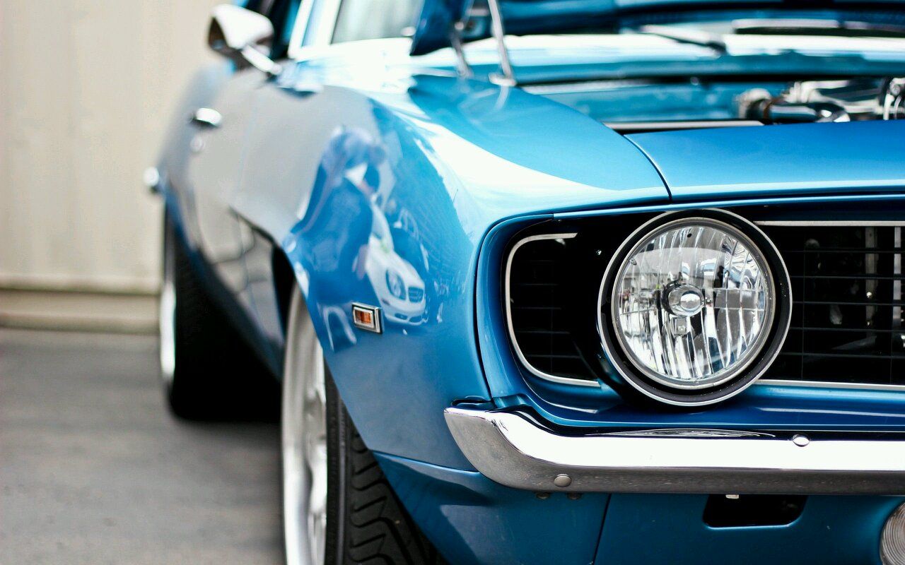 Anyone got any old school Chevrolet Camaro wallpaper for iPhone