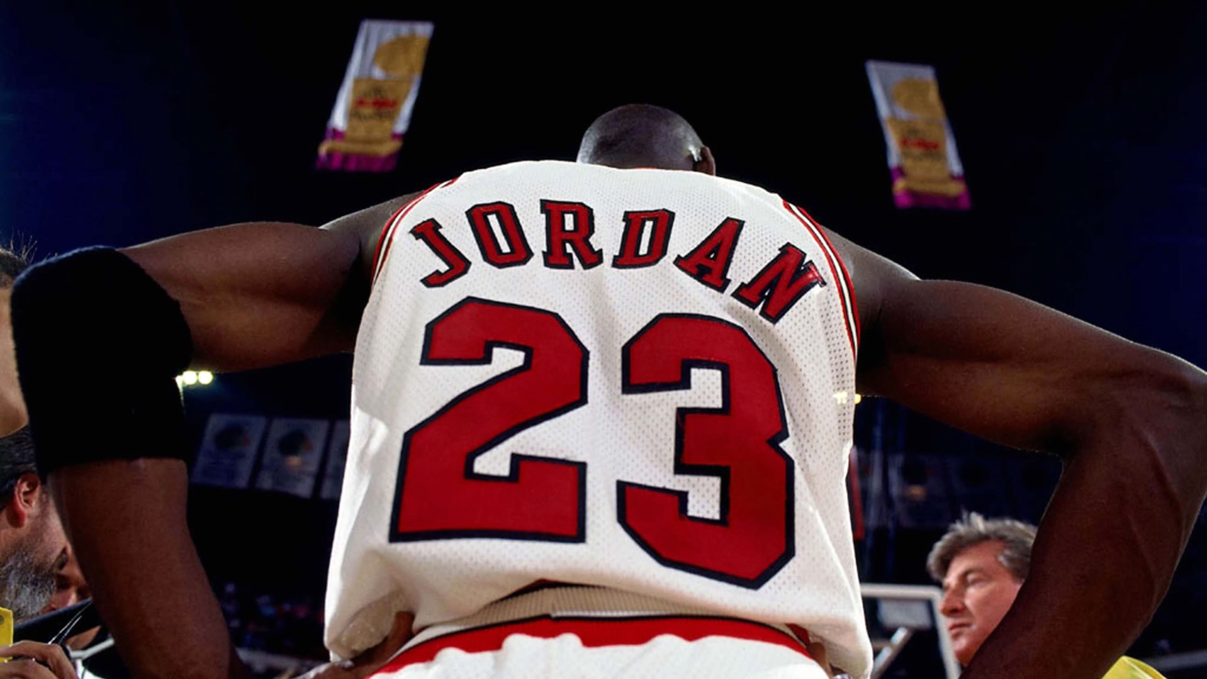 Free download 3840x2160 Michael jordan Nba Basketball Jersey Logo Wallpaper [3840x2160] for your Desktop, Mobile & Tablet. Explore Michael Jordan Jersey Wallpaper. Michael Jordan Jersey Wallpaper, Wallpaper Michael Jordan