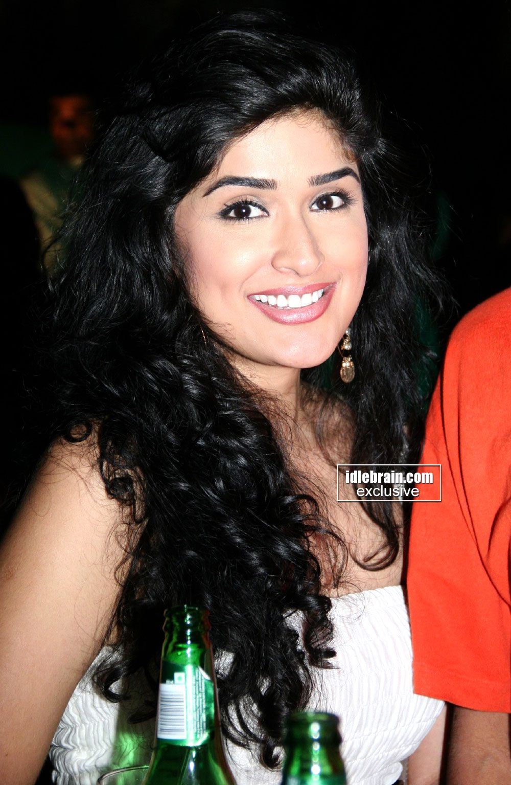 Anjala Zaveri photo gallery cinema actress