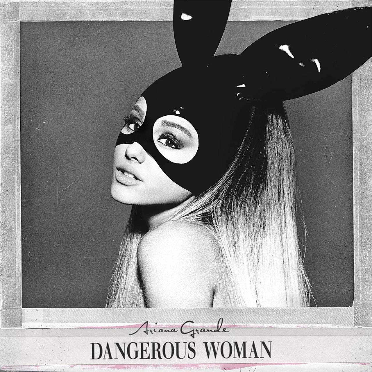 Dangerous woman wallpaper