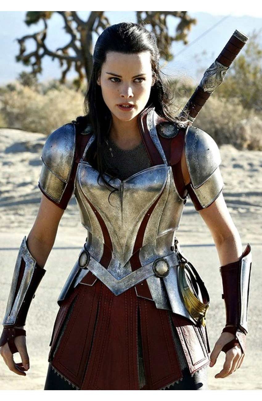 Jaimie Alexander Thor Ragnarok Sif Corset. Warrior woman, Jaimie alexander, Lady sif