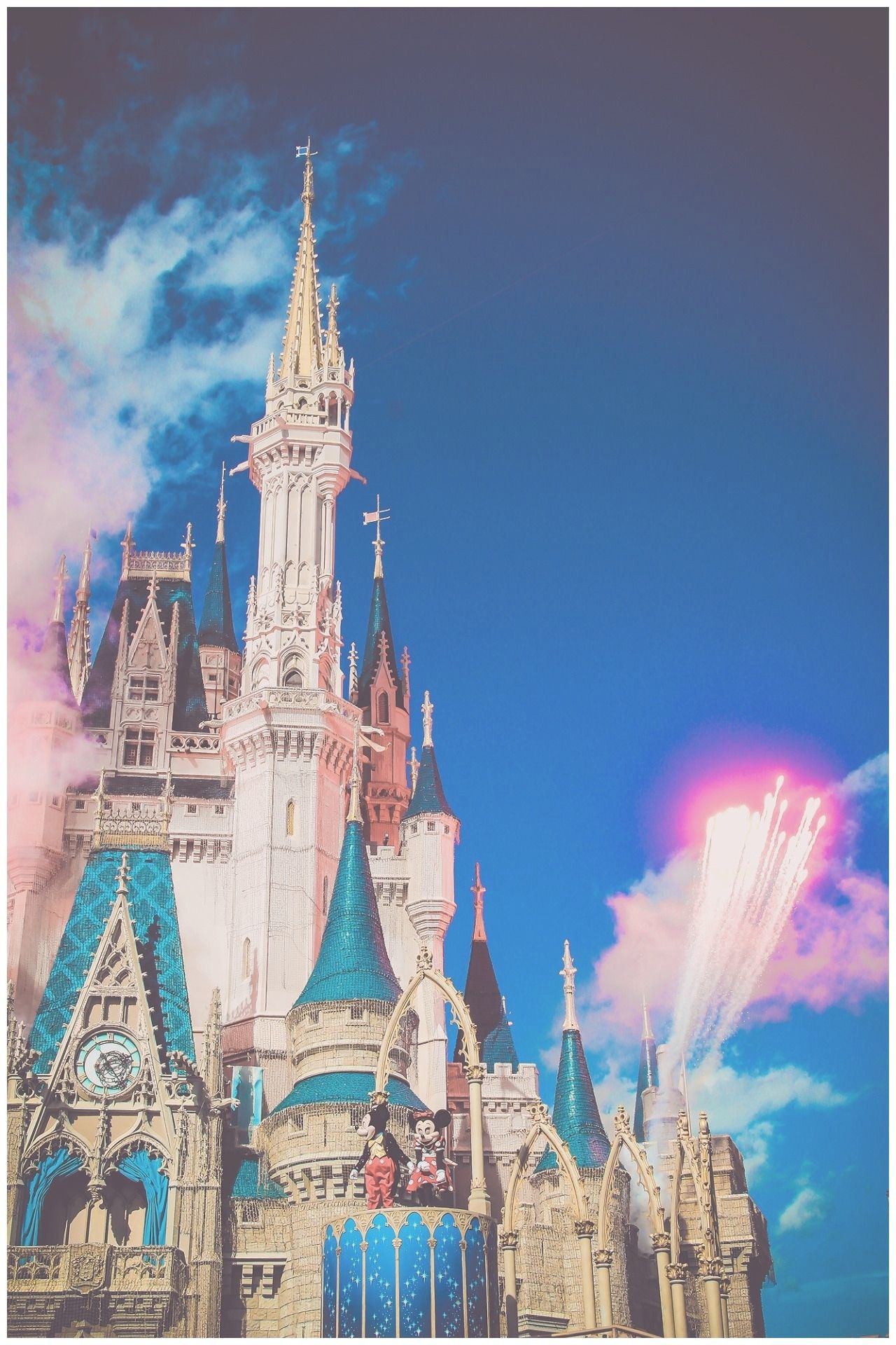 Background Disney Castle Wallpaper