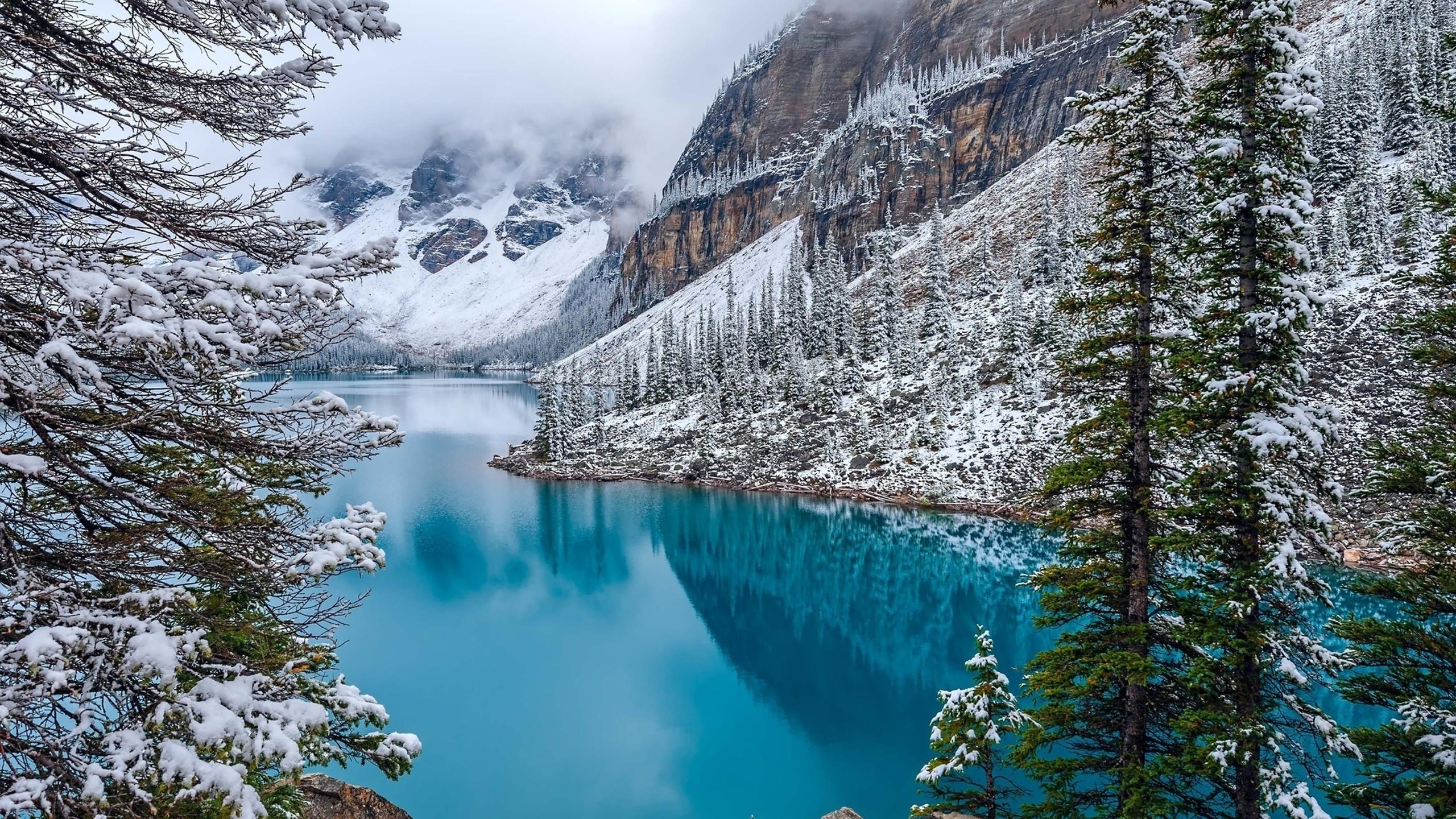 Wonderful blue mountain lake in the winter season