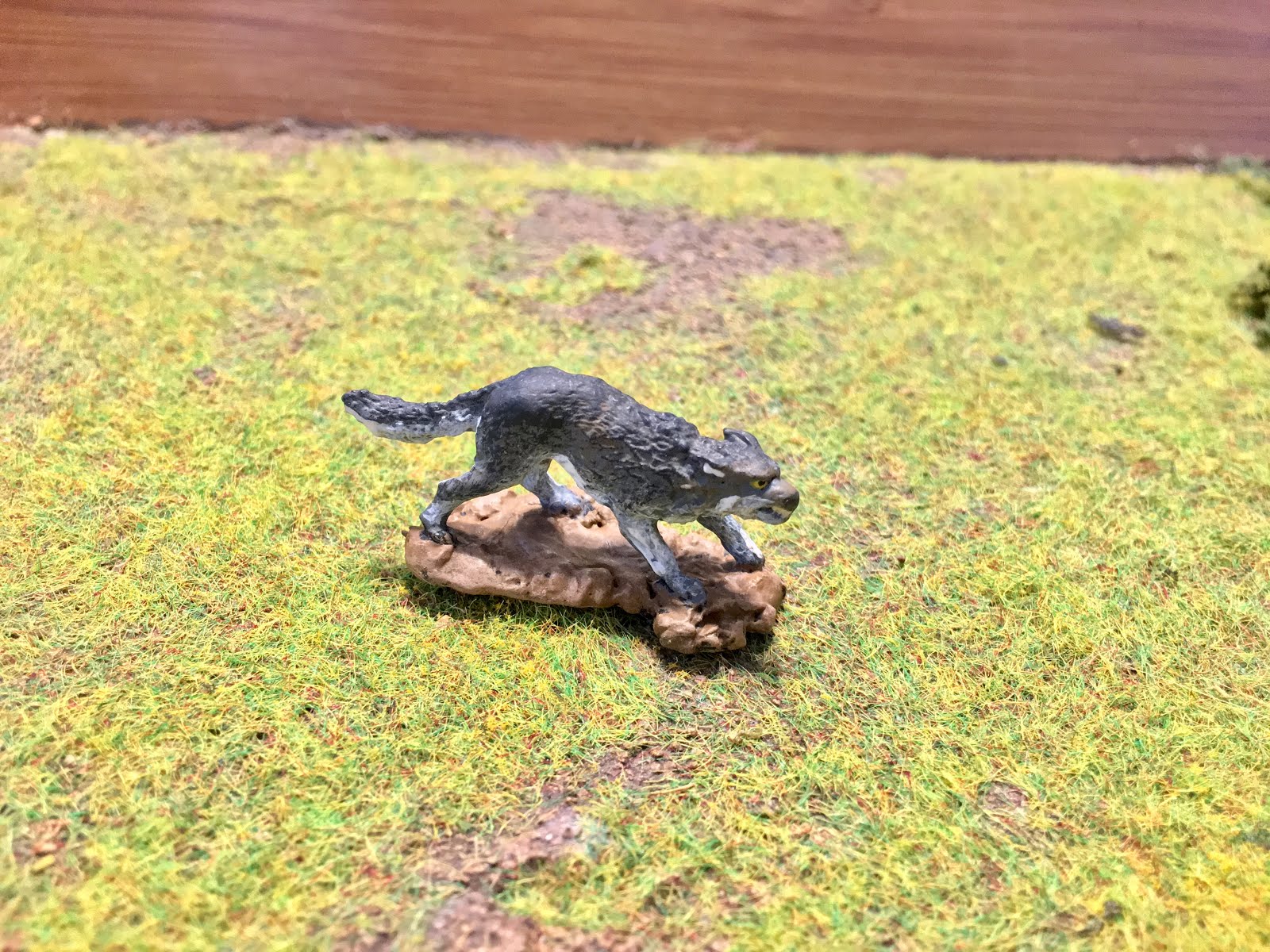 Miniature Review: Dire Wolves and Wargs!