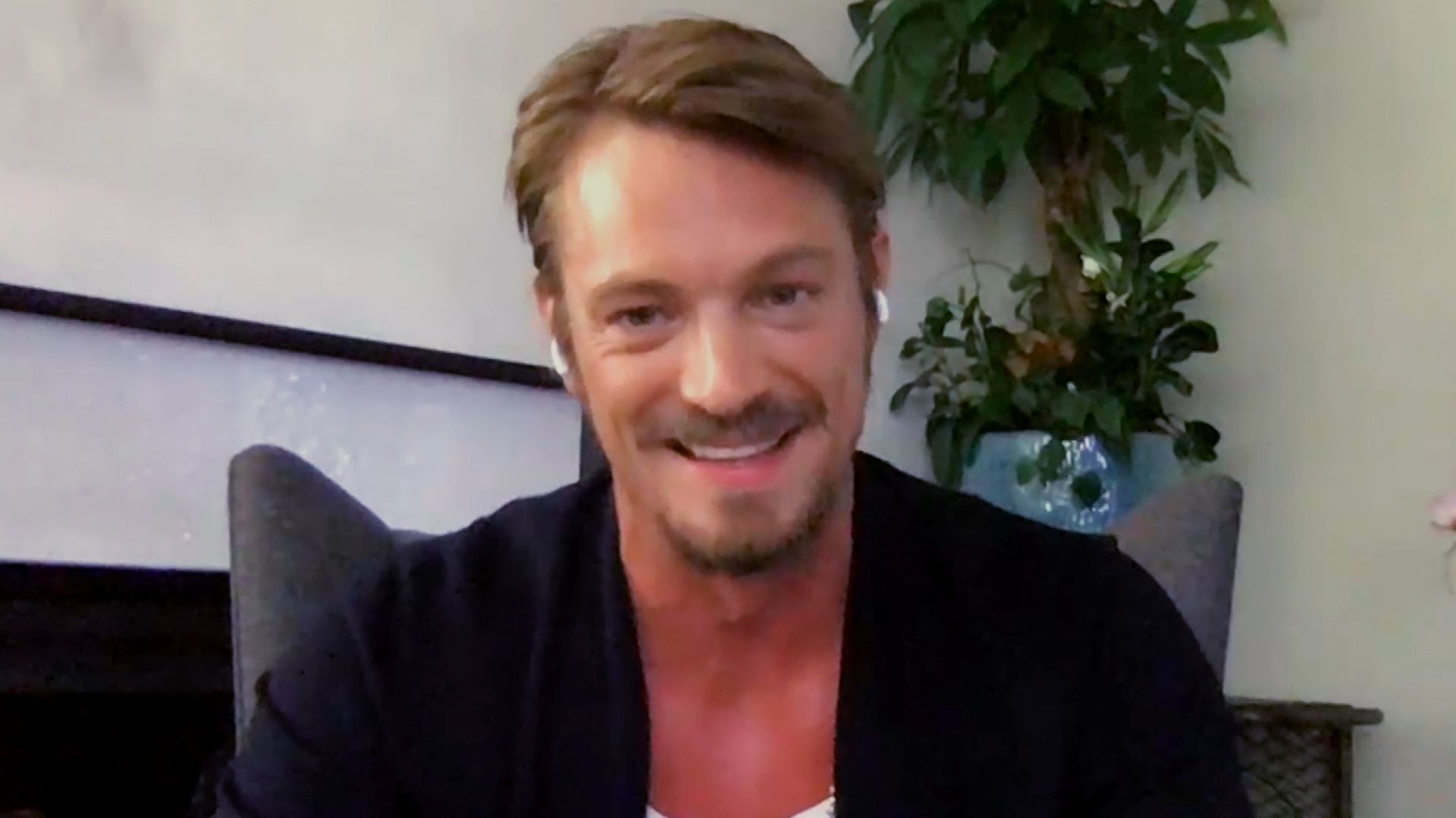 Watch The Tonight Show Starring Jimmy Fallon Interview: Joel Kinnaman Got in Trouble with Police Because of His Proposal