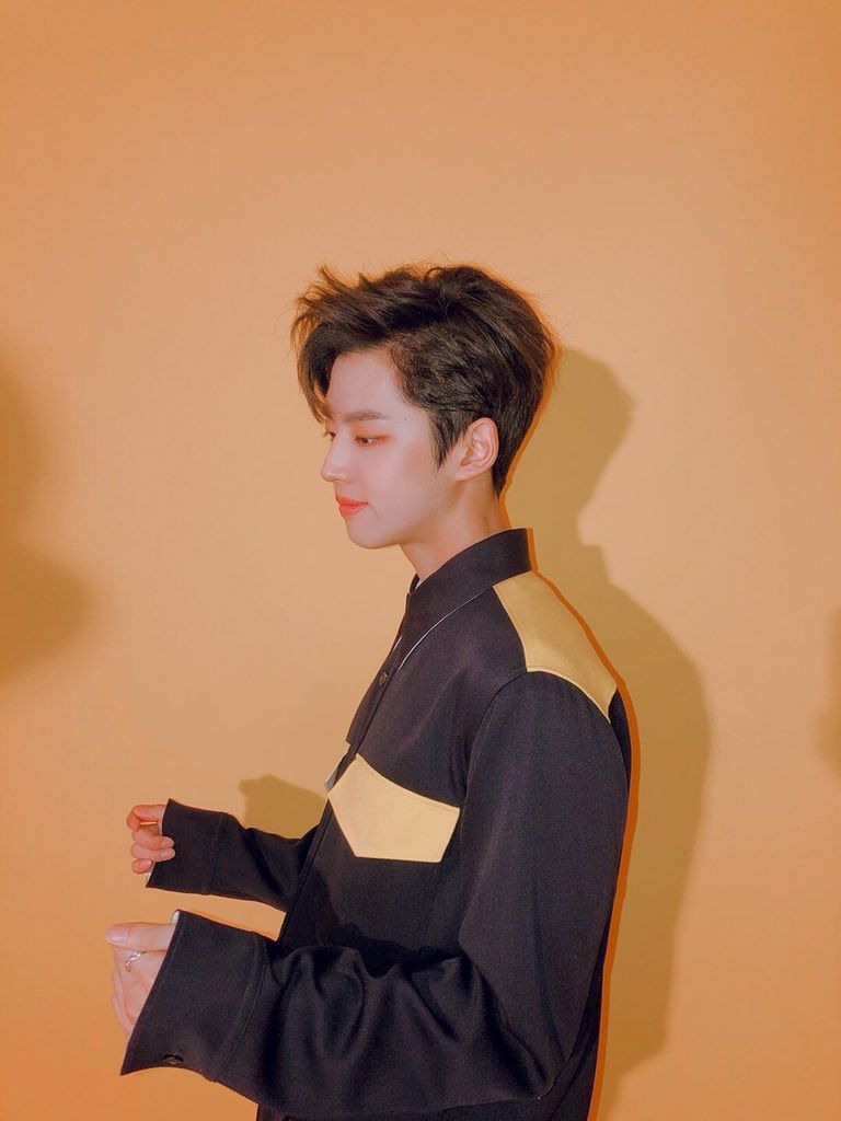 ♡ hongseok pics ♡ ⍣ twitter update
