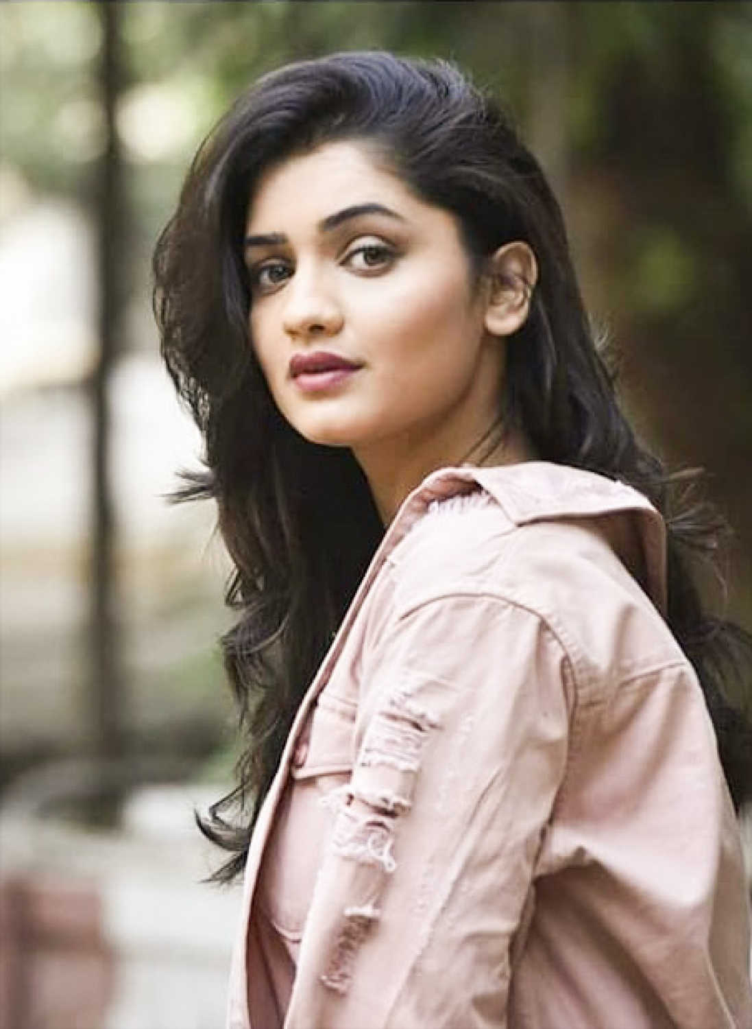 Hruta Durgule movies, filmography, biography and songs