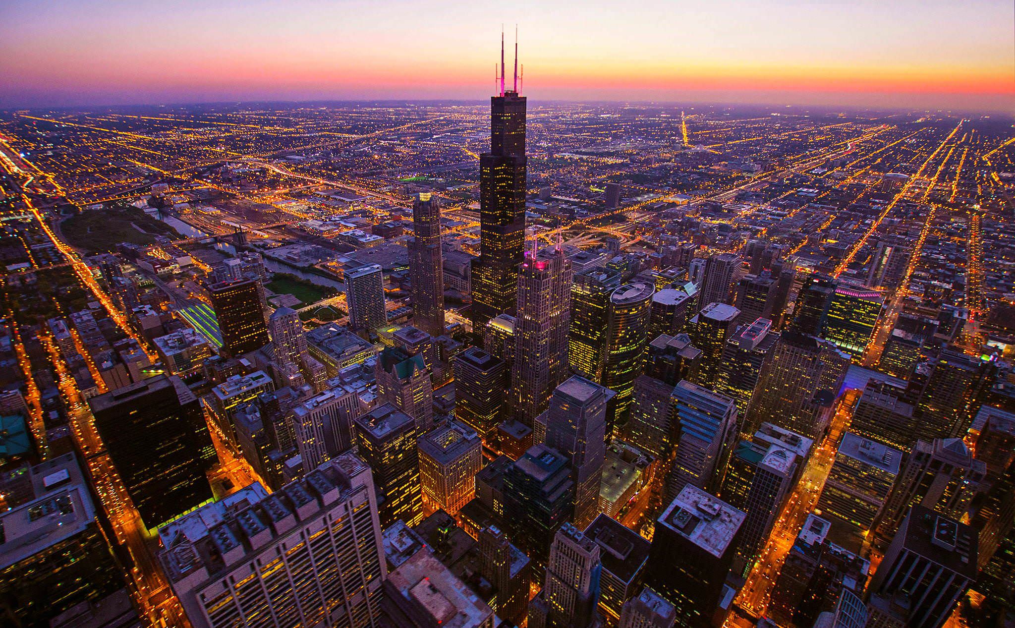 Sunset over Chicago [2048x1267]