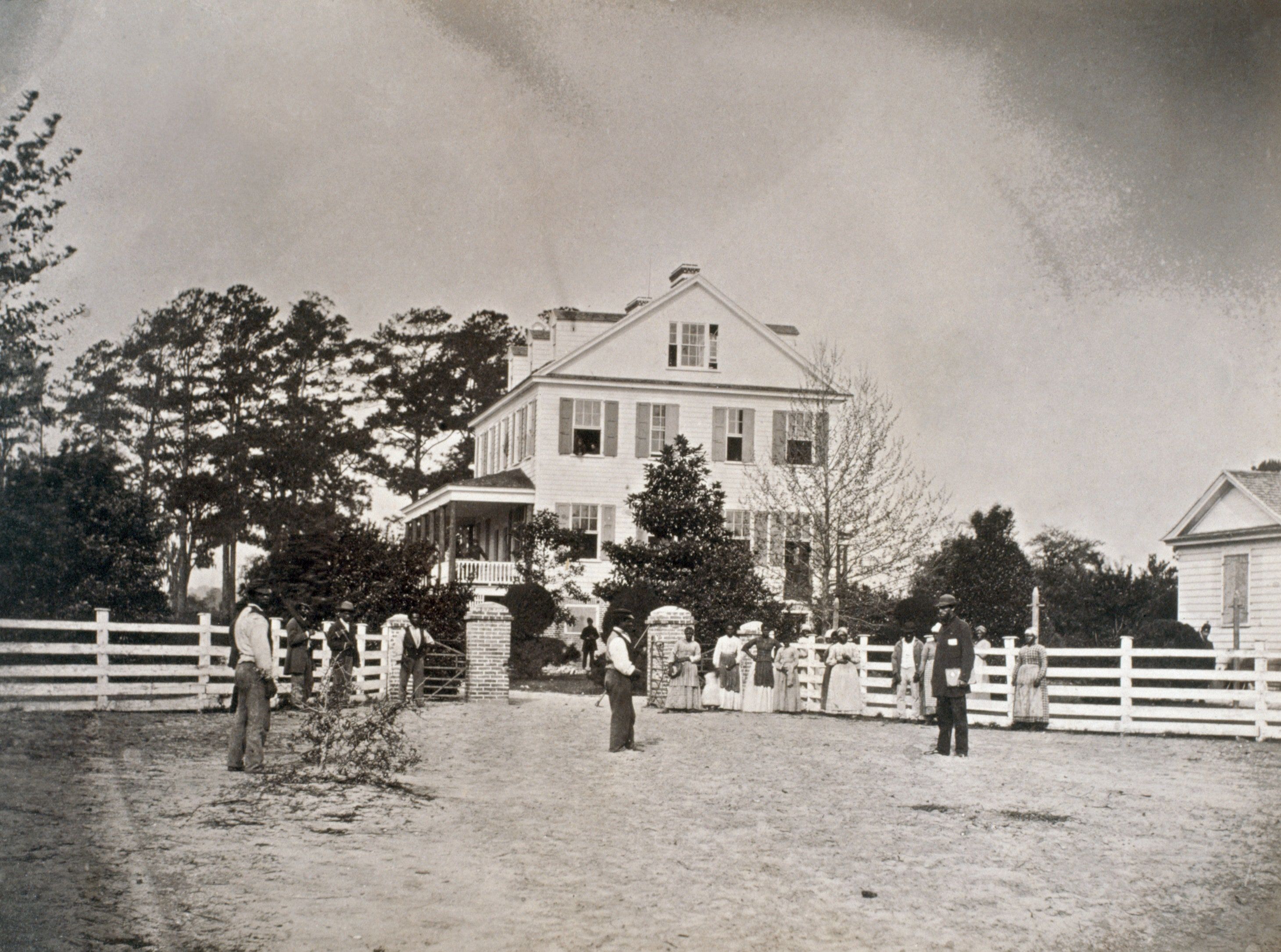 What to Expect When Visiting A Plantation Where Your Ancestors Were Enslaved