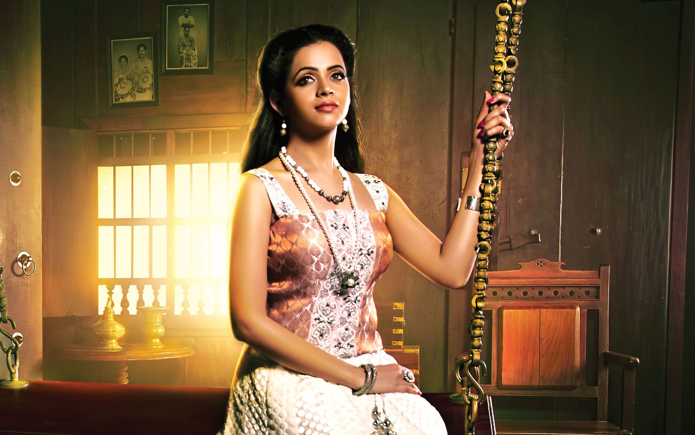Tollywood Actress Bhavana Menon High Definition Wallpaper Shoot Wallpaper & Background Download