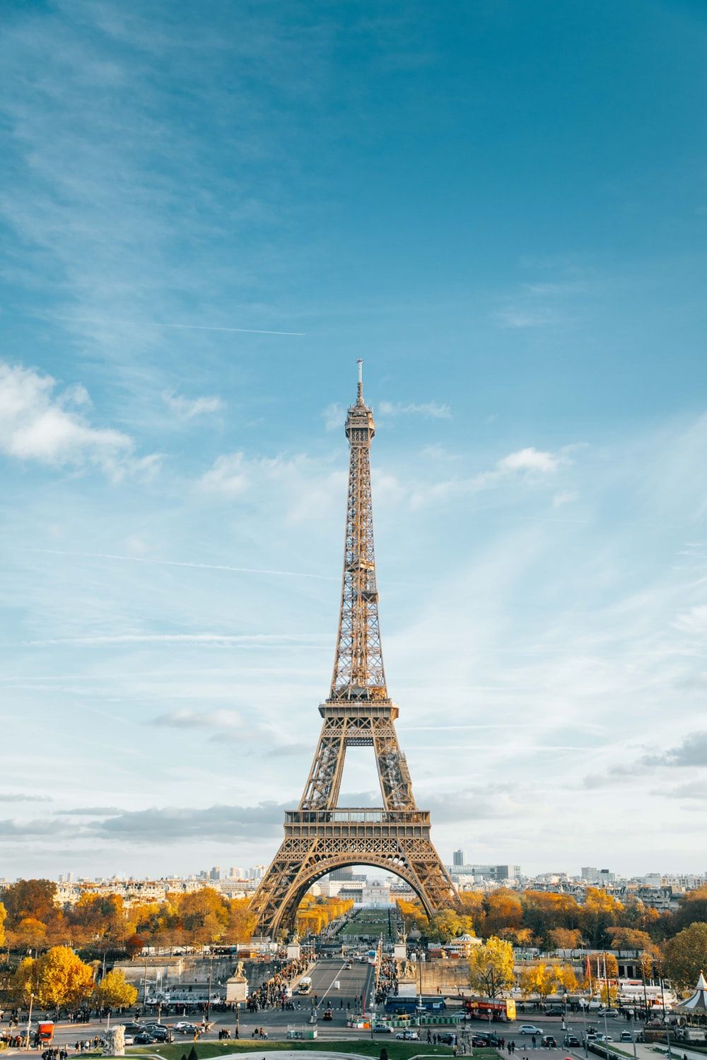 Stunning Paris Picture [Scenic Travel Photo]. Download Free Image
