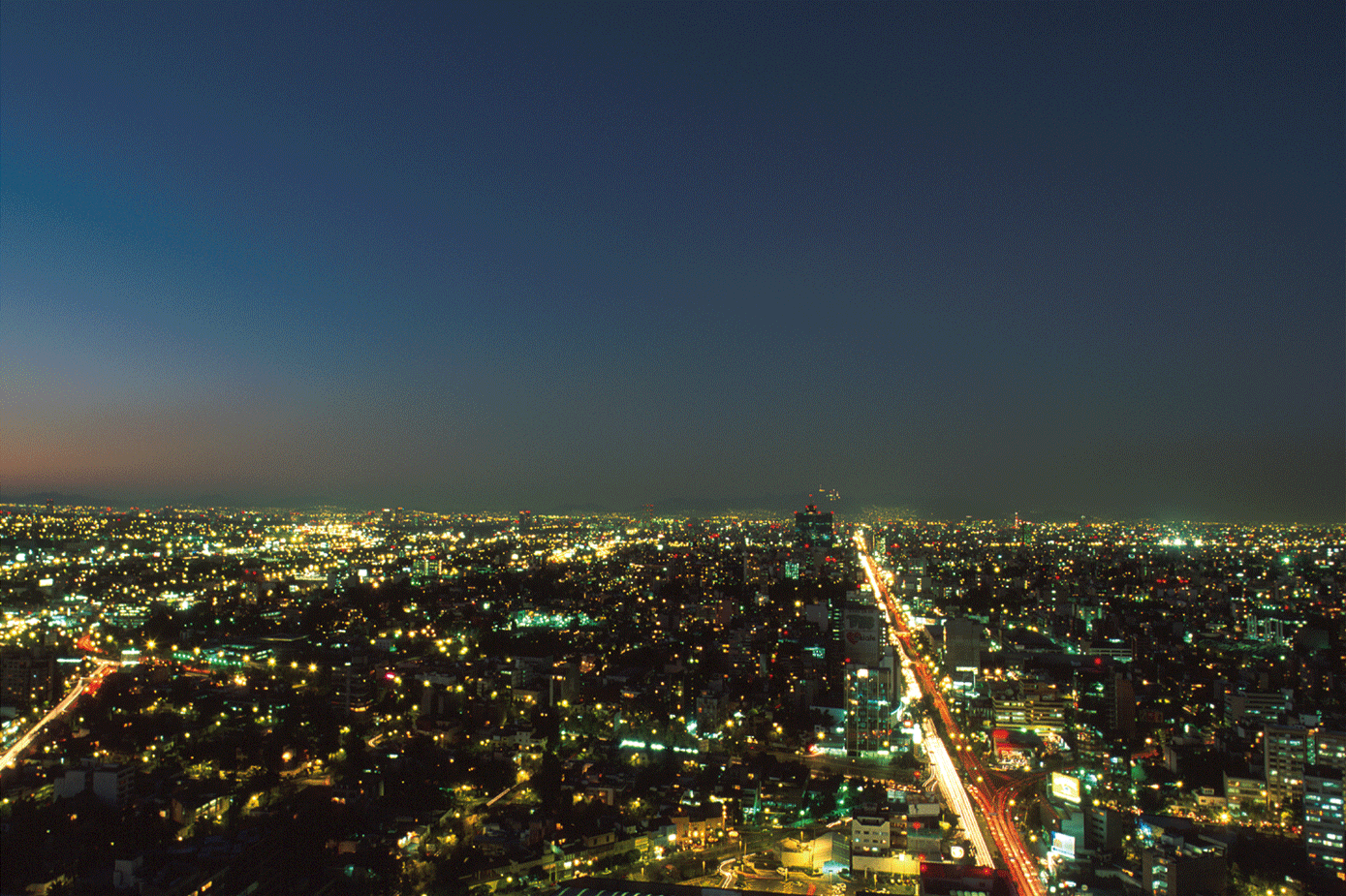 Mexico City. Mexico City Panoramic View At Night Travel photo and wallpaper. Viajes, Ciudad de méxico, Ciudades