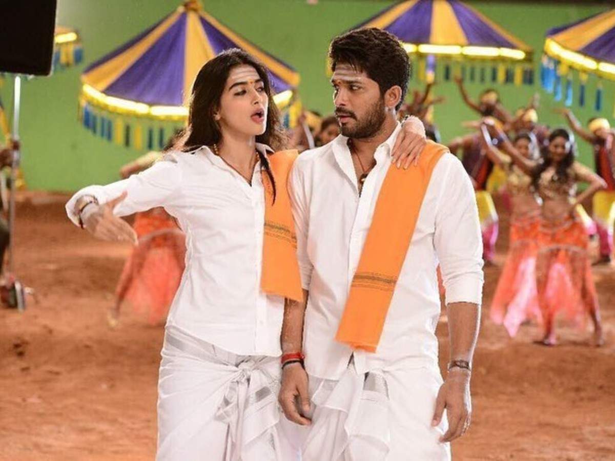 Pooja Hegde shares fun throwback picture with Allu Arjun from the sets of DJ. Telugu Movie News of India