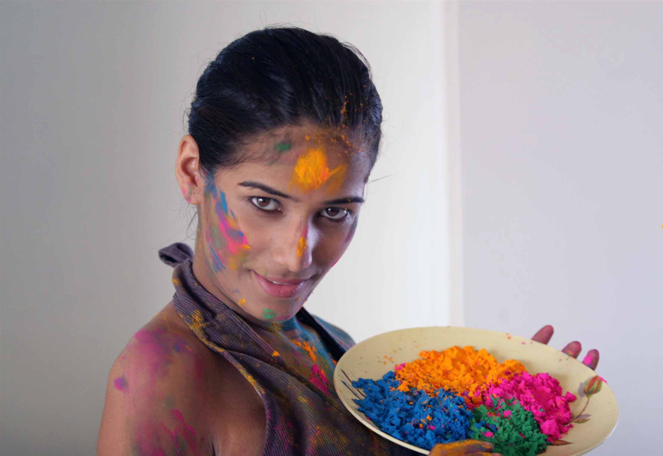 Poonam Pandey Holi Hot High Definition Wallpaper Wallpaper Holi Girl Wallpaper & Background Download