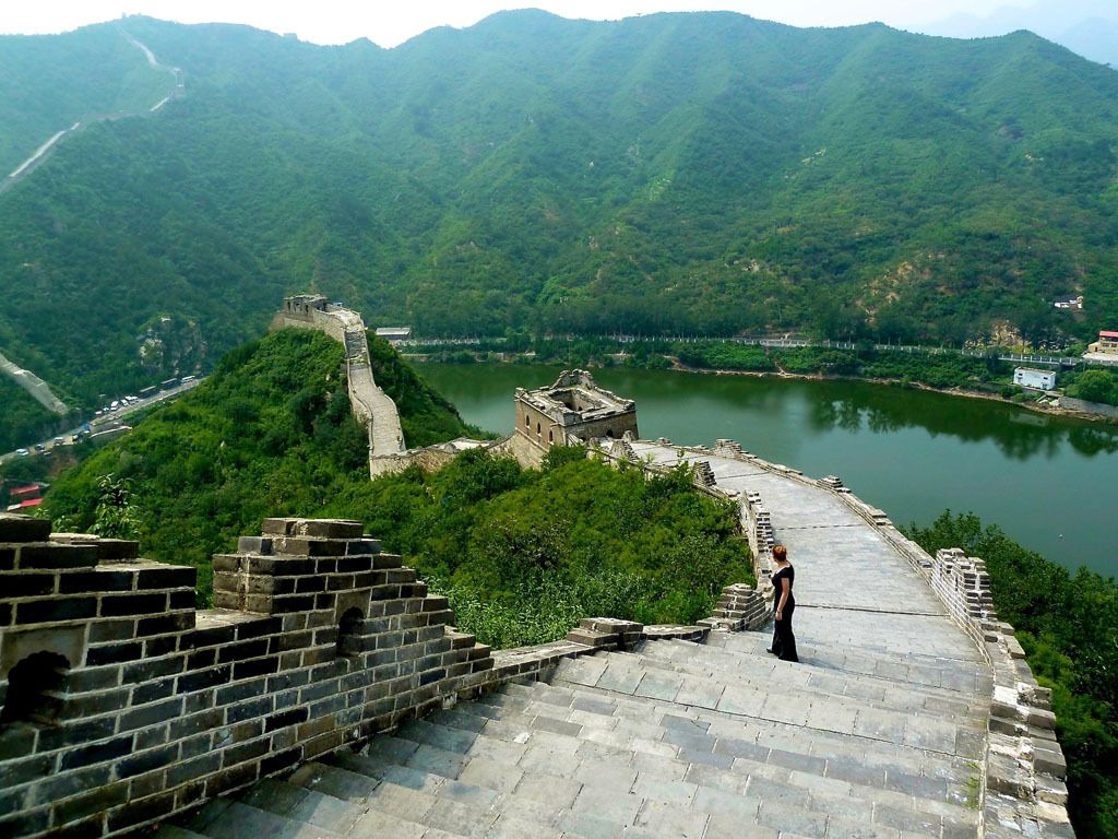 Free download biggest man made great wall of china wallpaper Kaliteli Resim [1024x768] for your Desktop, Mobile & Tablet. Explore Wallpaper Made in China. Chinese Wallpaper for Walls, Wallpaper