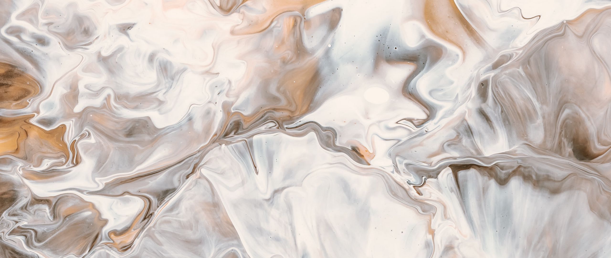 Stains of liquid brown and white paint Wallpaper 2k Quad HD