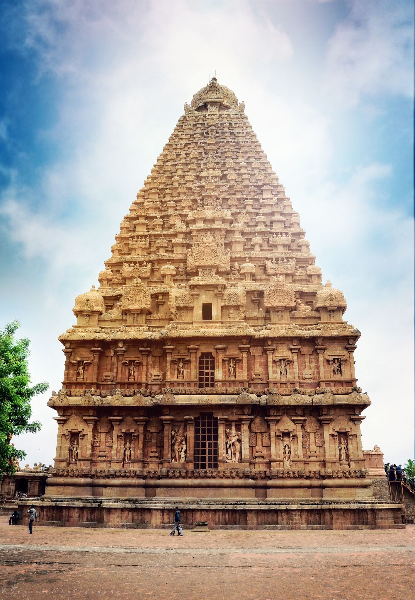 Brihadeeswarar Temple. தஞ்சைப் பெருவுடையார் கோவில. Ancient indian architecture, Temple photography, Temple india
