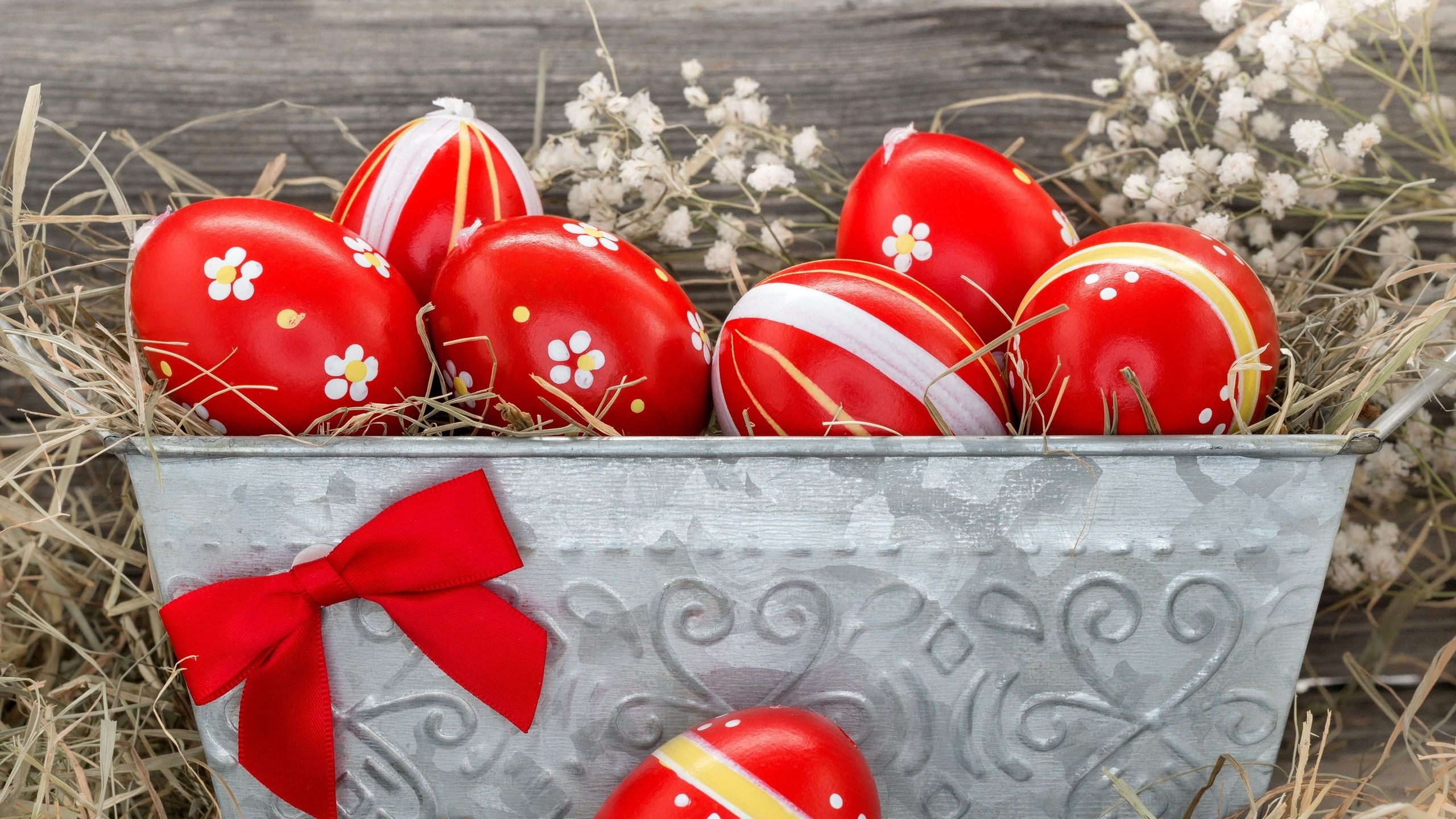 Wallpaper Red Easter eggs, hay 2560x1600 HD Picture, Image