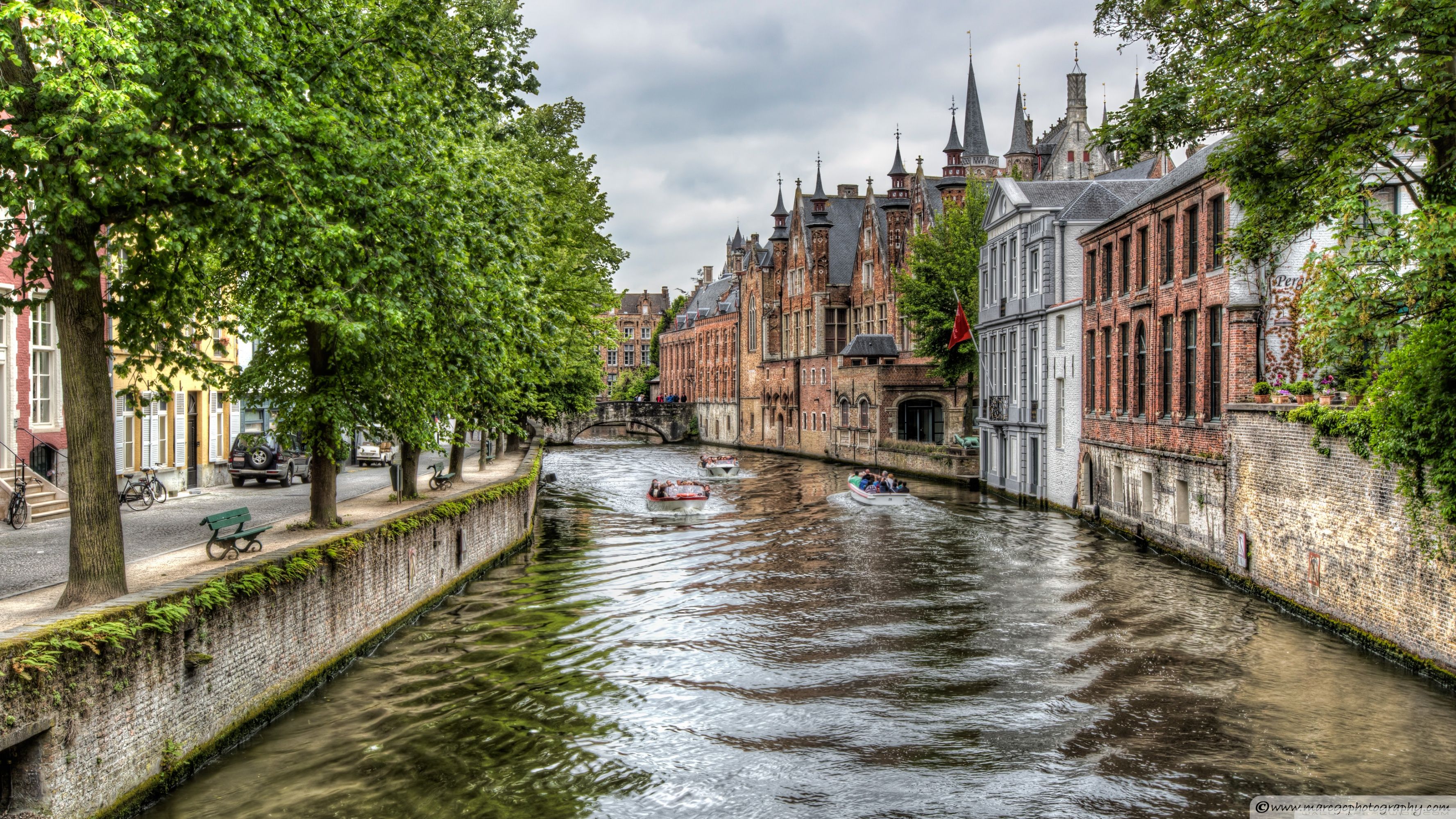 The Groenerei Canal in Bruges (Belgium) Ultra HD Desktop Background Wallpaper for 4K UHD TV