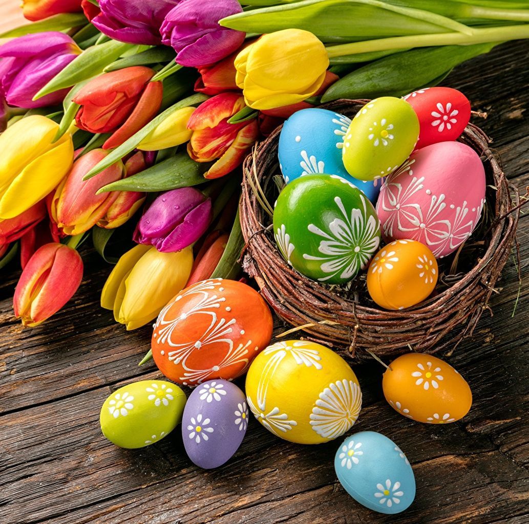 Wallpaper Easter Eggs Tulips. Easter eggs, Easter egg decorating, Easter