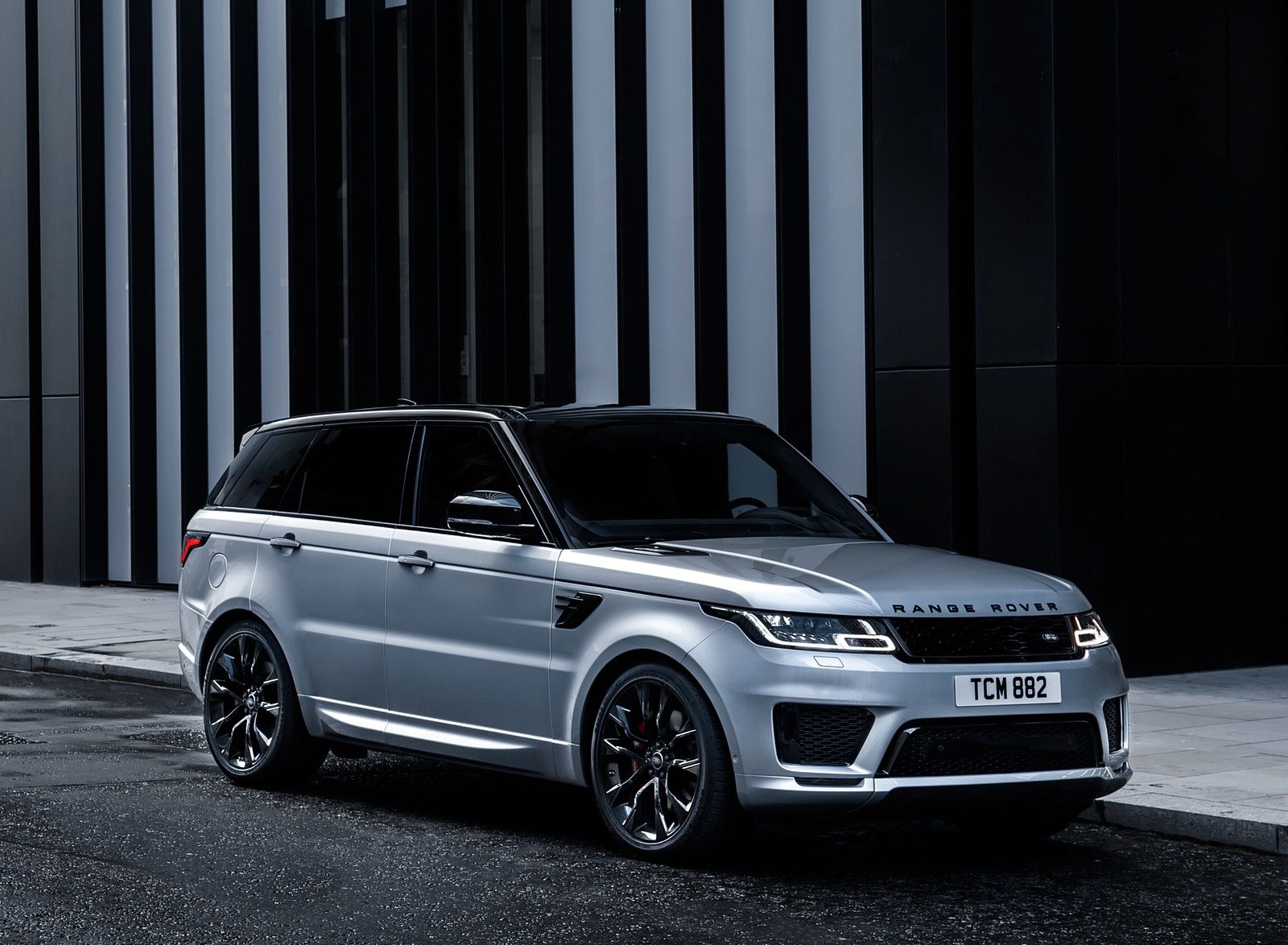 Range Rover Sport HST Special Edition Wallpaper (HD Image)