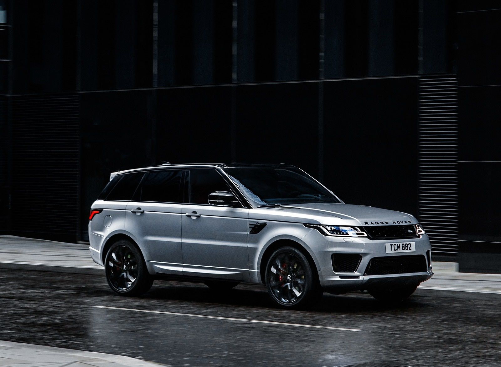 Range Rover Sport HST Special Edition Wallpaper (HD Image)